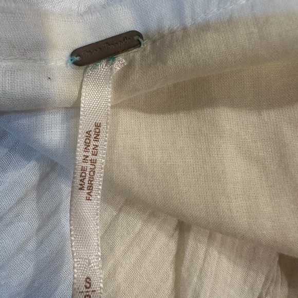 FP | Neo Folk Embroidered Dress
Free People🍒 - Picture 9 of 10